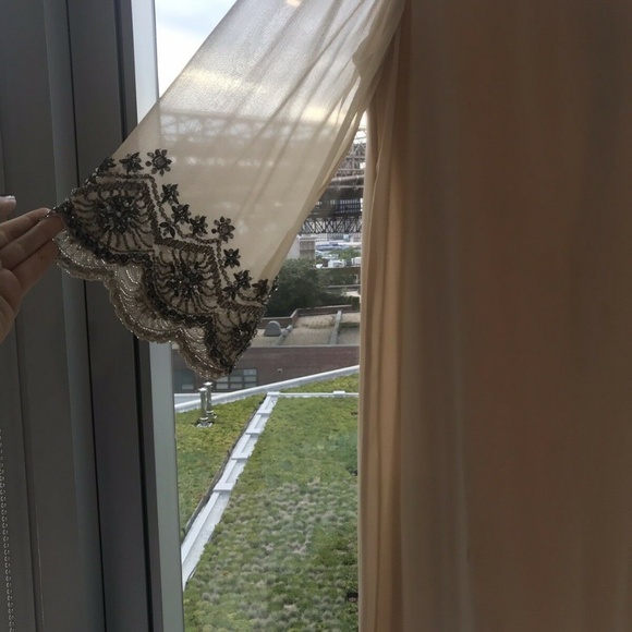 Alice and Olivia Frieda Beaded Dress - Picture 3 of 6